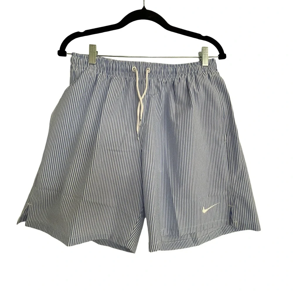 Nike Swim Trunks Mens Medium Blue White Seersucker Striped NWT Beach Summer 5in